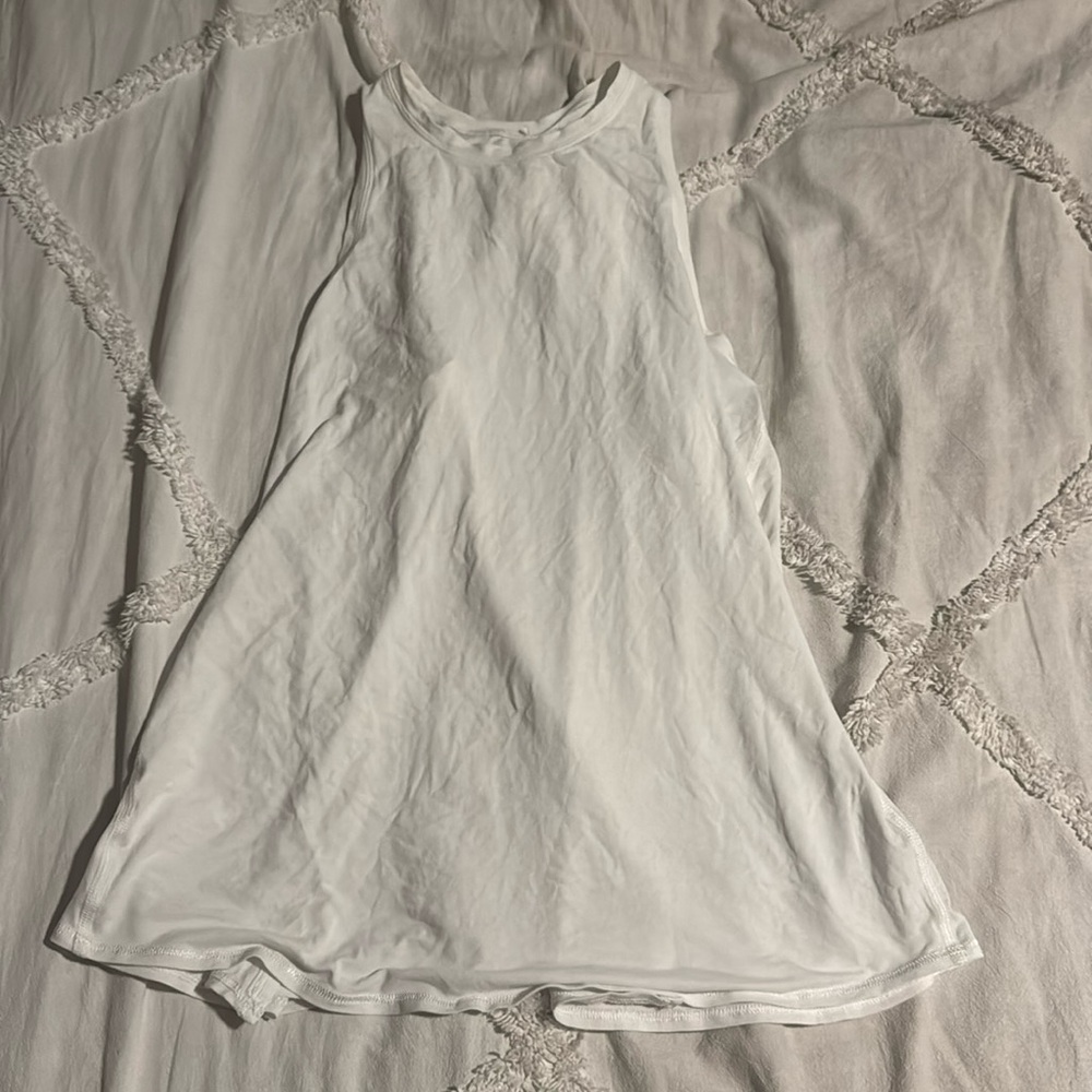 EUC lululemon tie bank tank top